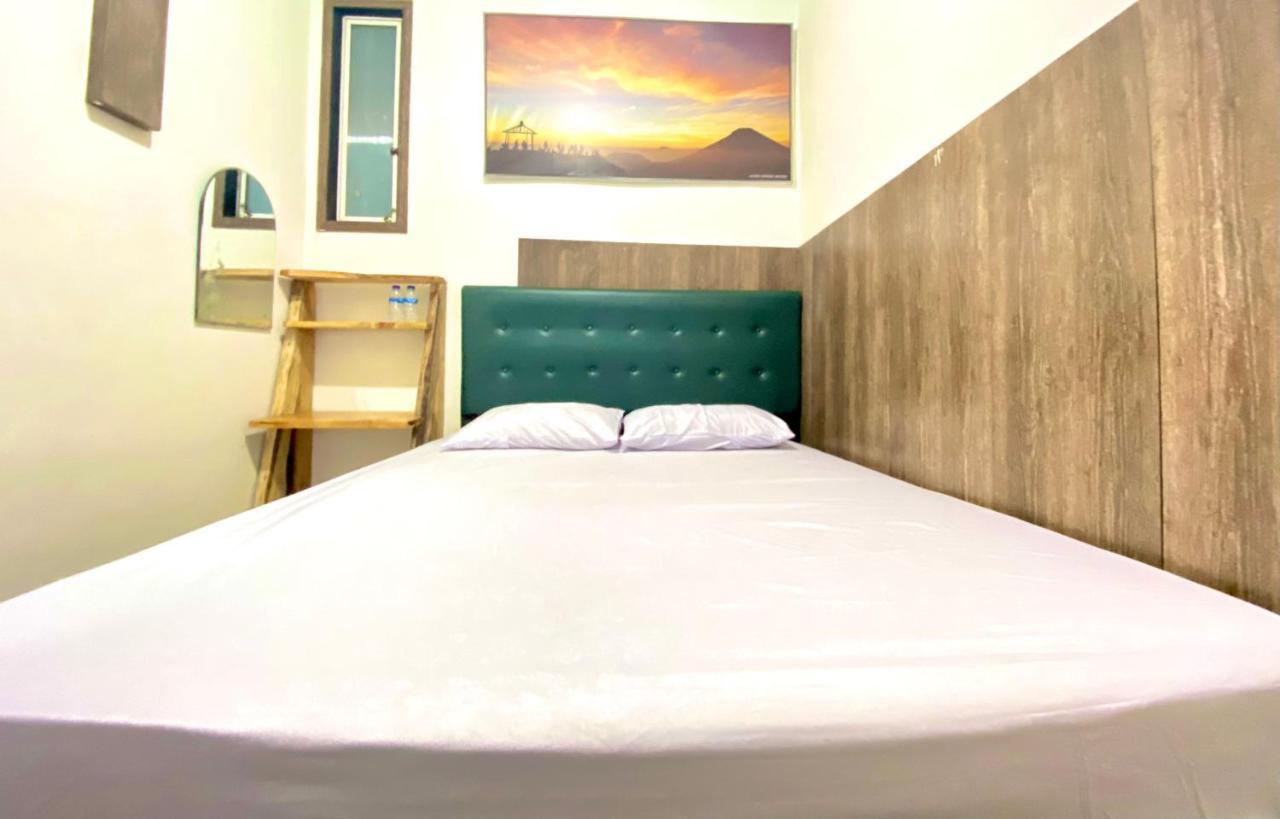 Homestay Batu Kelir Syariah Dieng Mitra Reddoorz Diyeng Exteriör bild